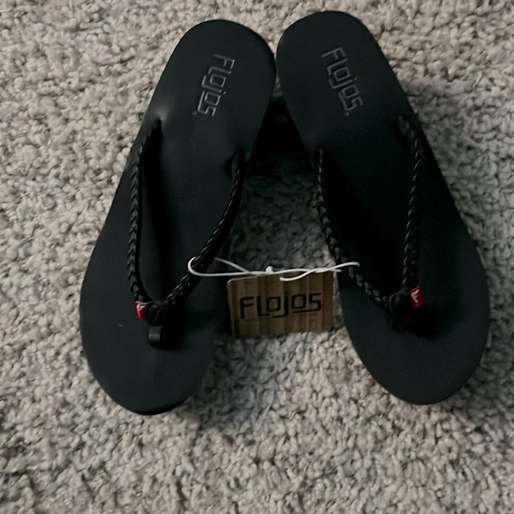 Flojos Ladies Hayley 2 1/2” Platform Flip Flops Braided Straps,  Size 8